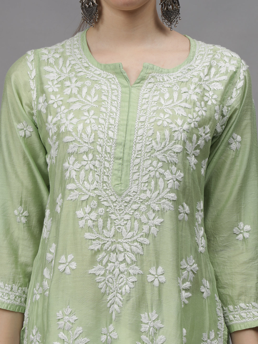 Green-&-White-Chanderi-Embroidered-Chikankari-Kurta