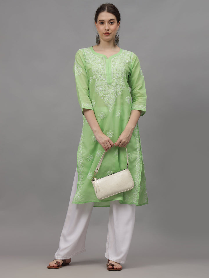 Green-&-White-Cotton-Embroidered-Chikankari-Kurta