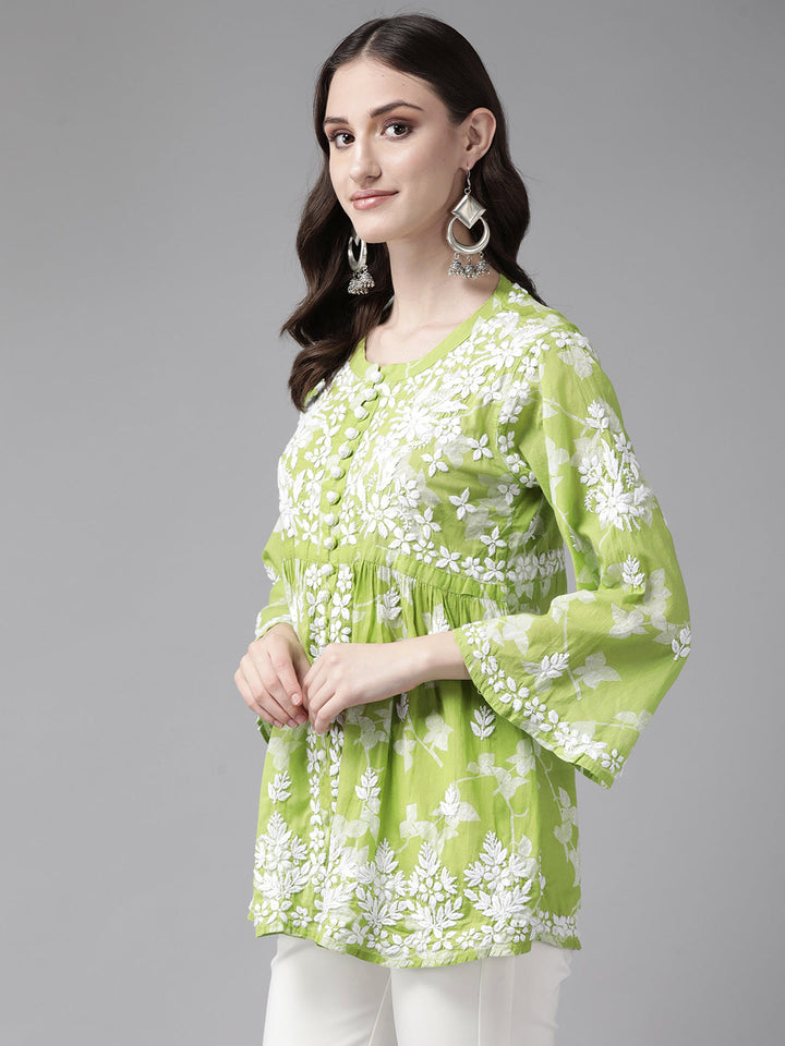 Green-&-White-Cotton-Floral-Hand-Embroidery-Chikankari-Kurti