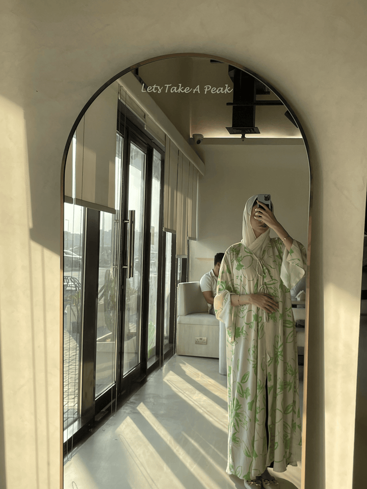 White-&-Green-Georgette-Fusion-Kimono-&-Sheila-Set
