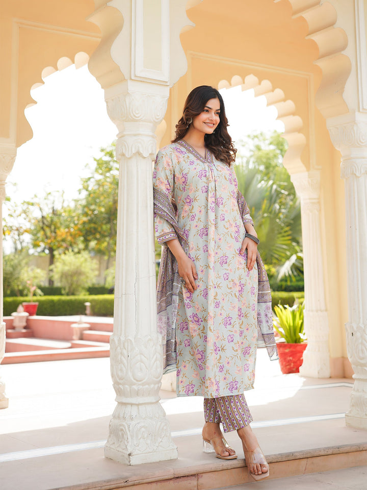 Green-Rayon-Blend-Floral-Printed-Straight-3-Piece-Kurta-Set