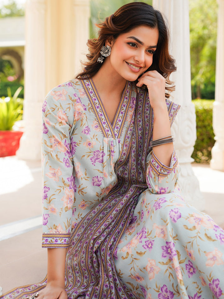 Green-Rayon-Blend-Floral-Printed-Straight-3-Piece-Kurta-Set