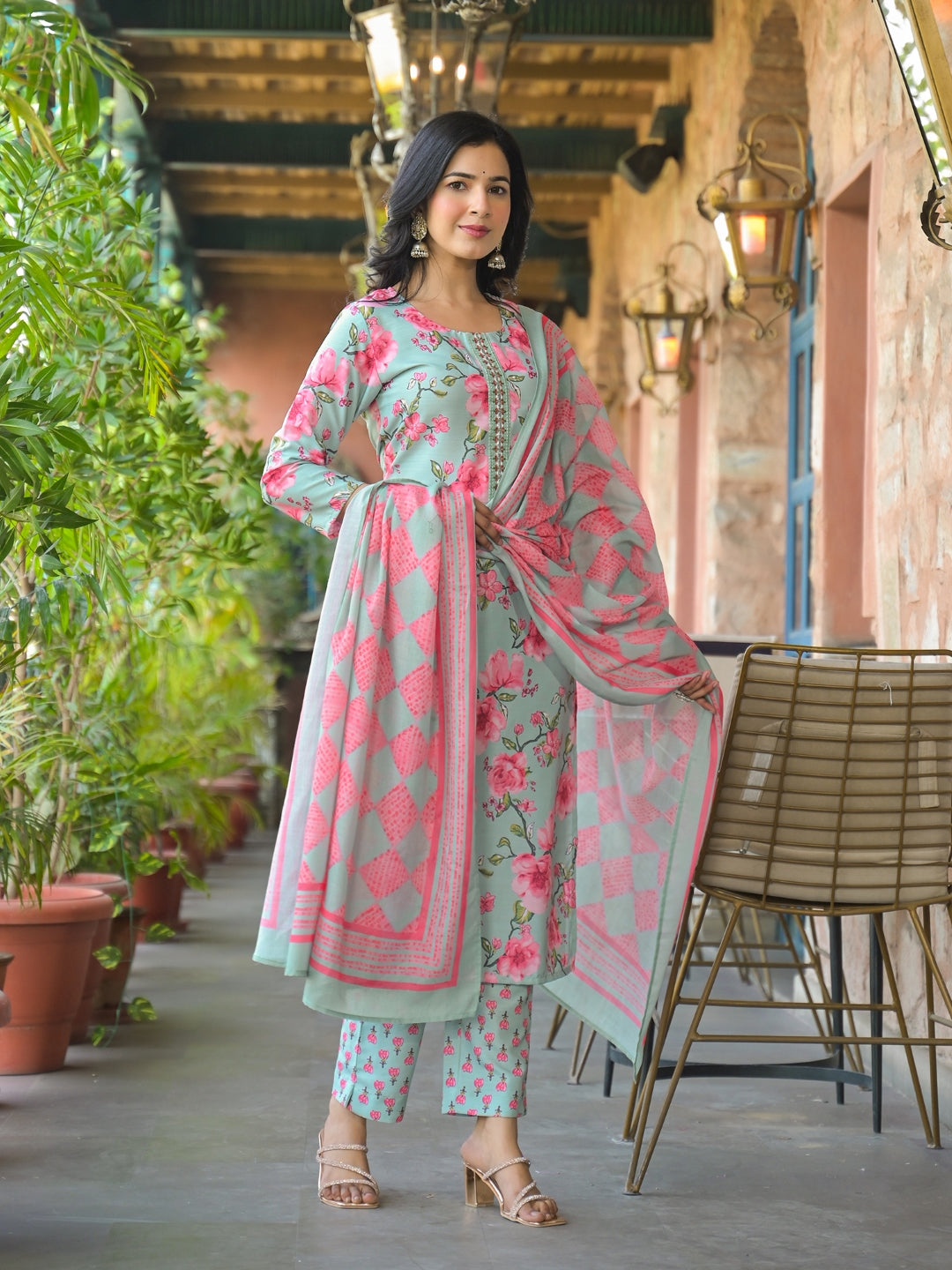 Green-&-Pink-Rayon-Blend-Floral-Printed-3-Piece-Kurta-Set