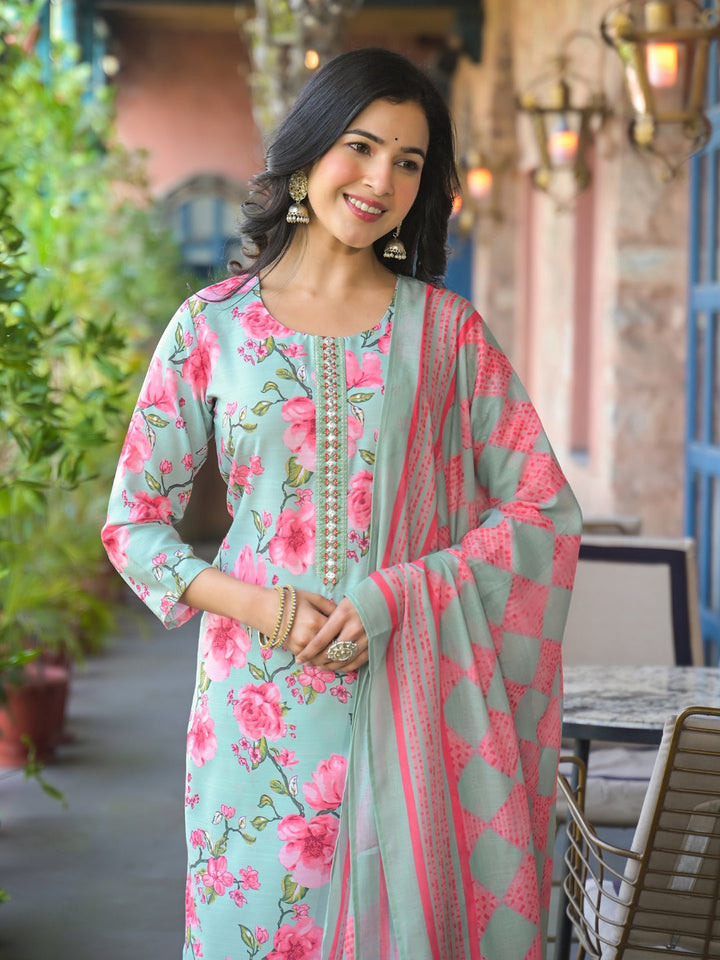 Green-&-Pink-Rayon-Blend-Floral-Printed-3-Piece-Kurta-Set