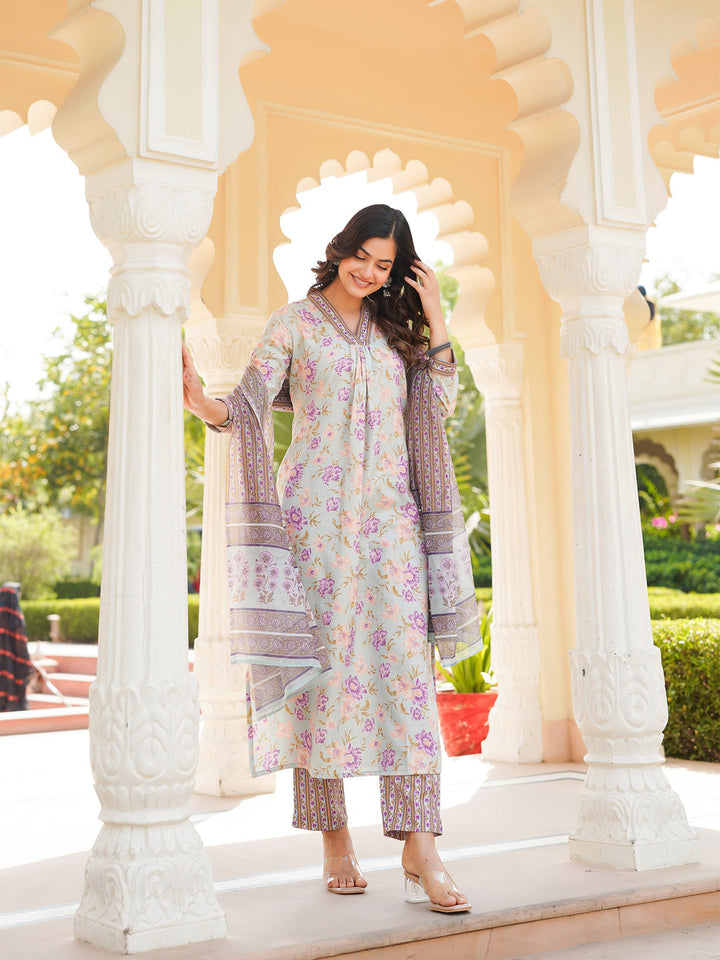Green-Rayon-Blend-Floral-Printed-Straight-3-Piece-Kurta-Set