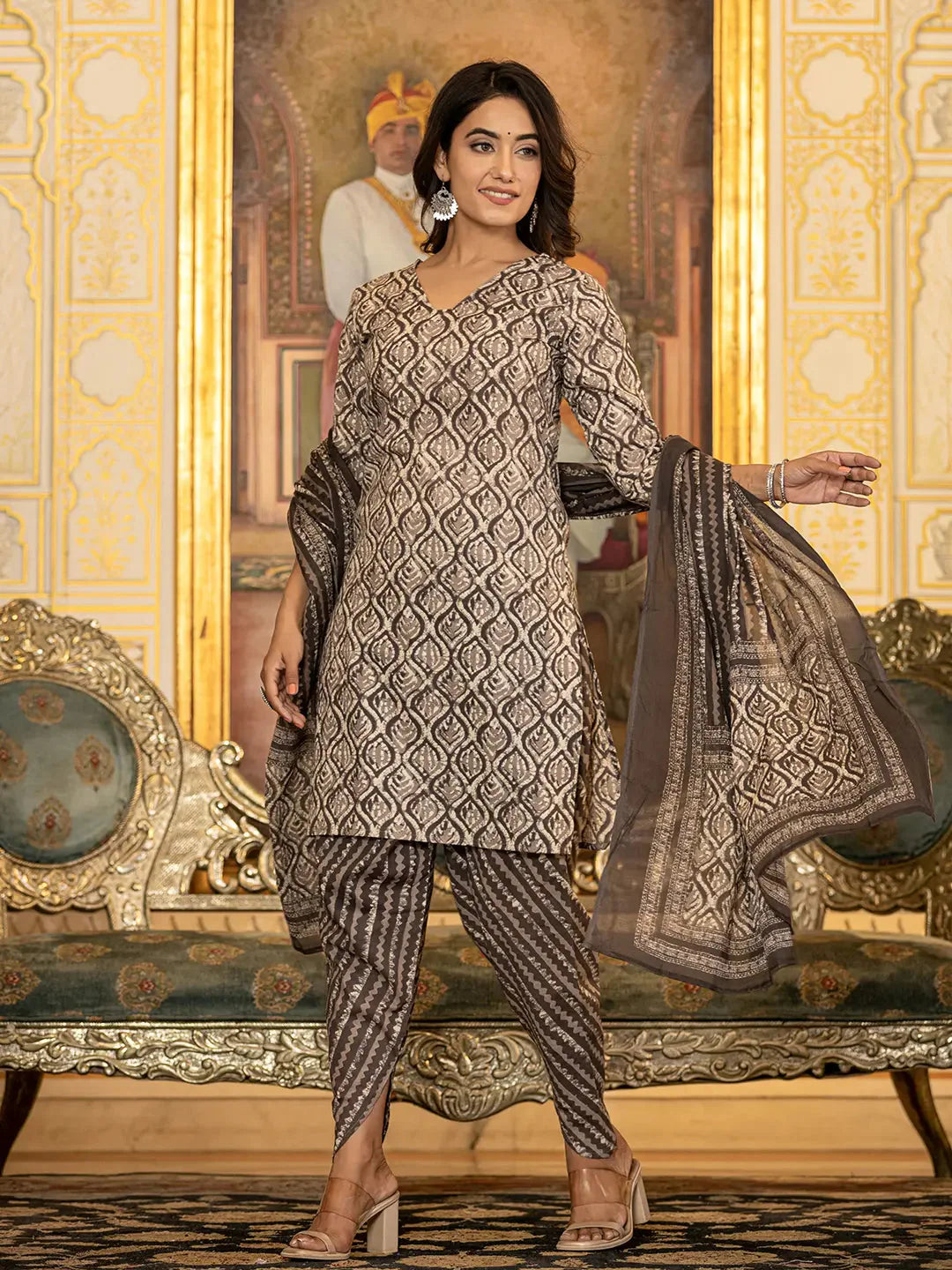 Grey-Cotton-Ethnic-Motifs-Straight-3-Piece-Kurta-Set