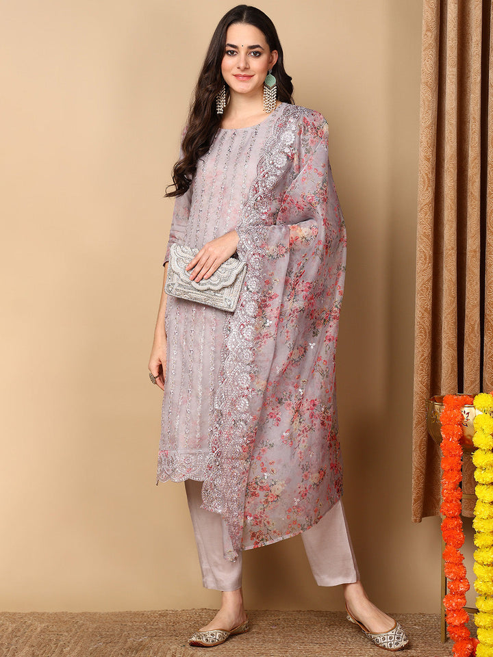 Grey Organza Floral Embroidered Straight Kurta Trouser With Dupatta