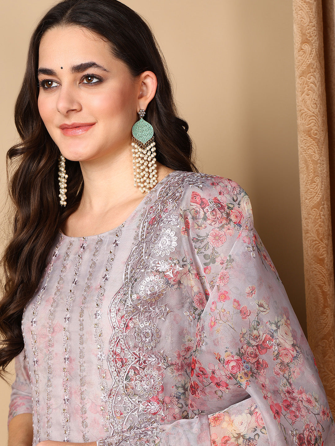 Grey Organza Floral Embroidered Straight Kurta Trouser With Dupatta