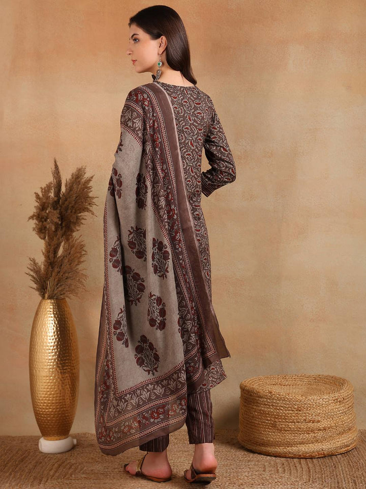 Grey-Rayon-Blend-Ethnic-Motifs-Printed-3-Piece-Kurta-Sets