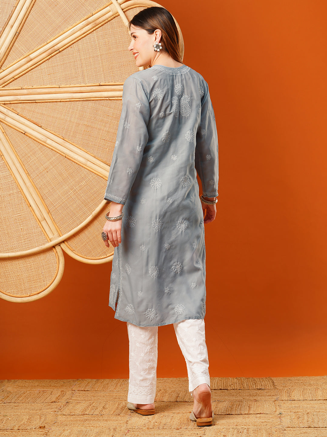 Grey-Cotton-Embroidered-Chikankari-Kurta-Only