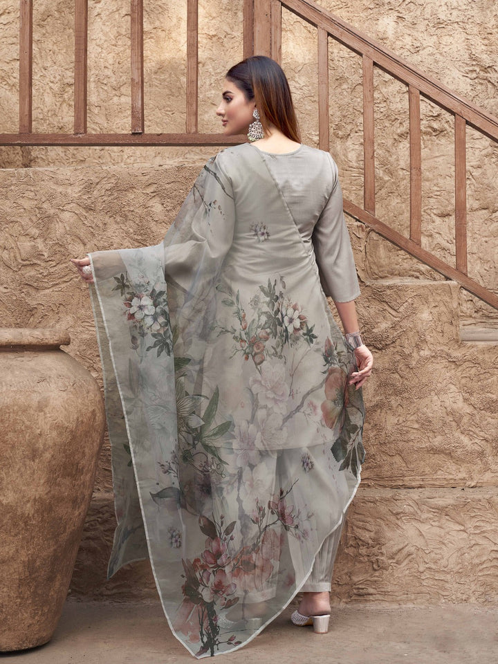 Grey-Silk-Blend-Green-Thread-Embroidered-3-Piece-Kurta-Set