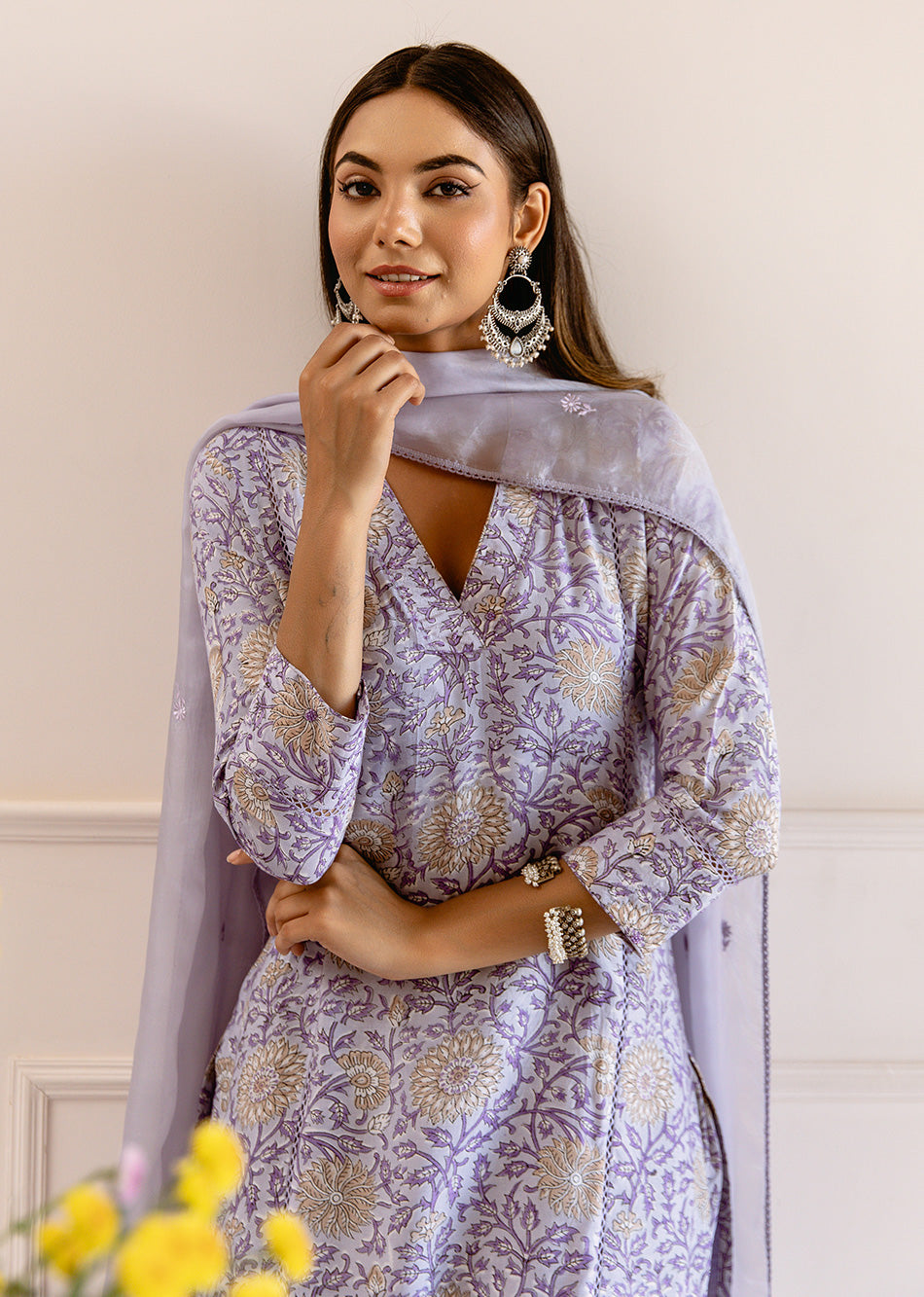 Greyish-Purple-Muslin-Silk-Collar-Neck-3-Piece-Kurta-Set