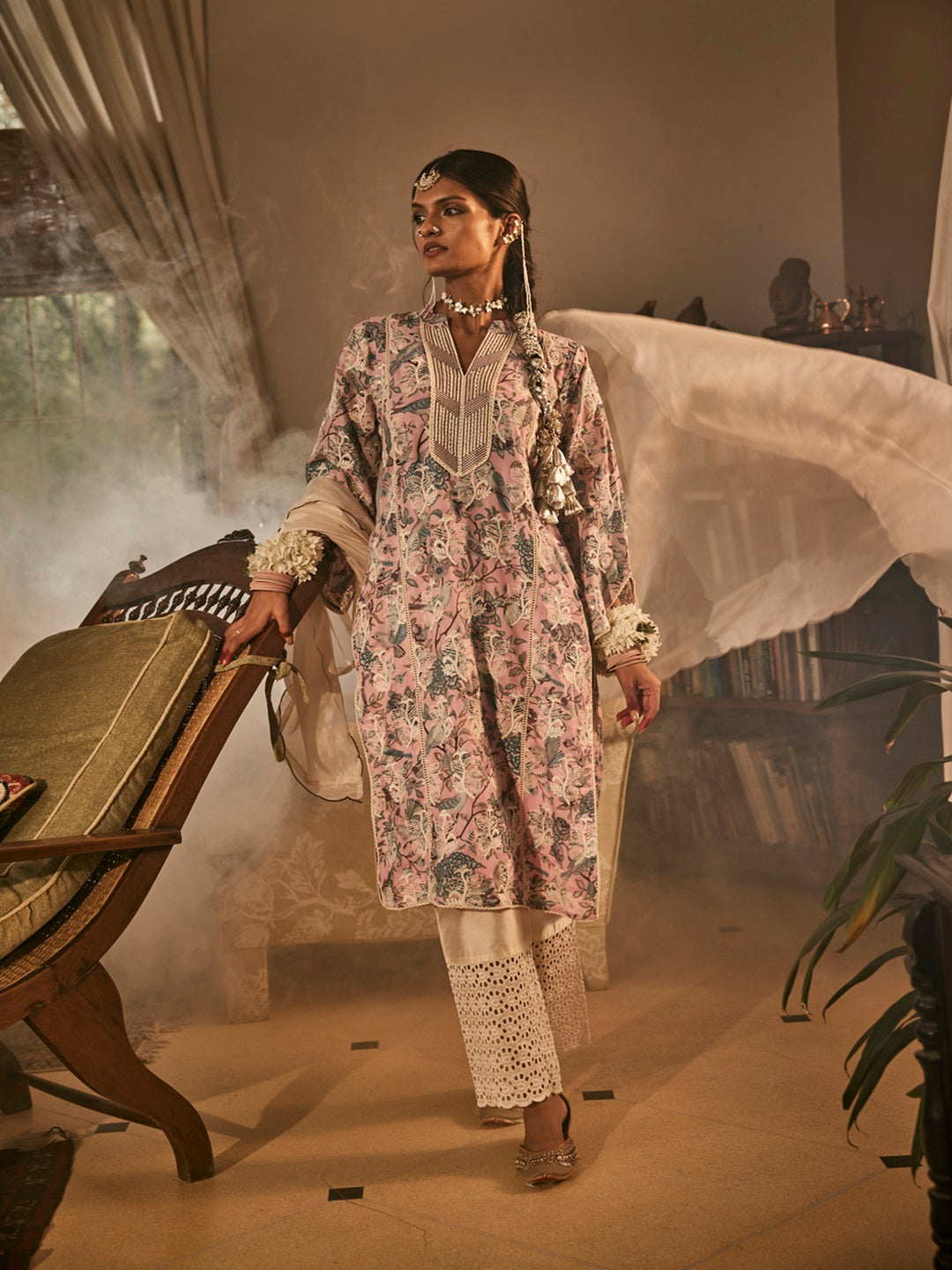 Pink-Cotton-Blend-Floral-Printed-3-Piece-Kurta-Set