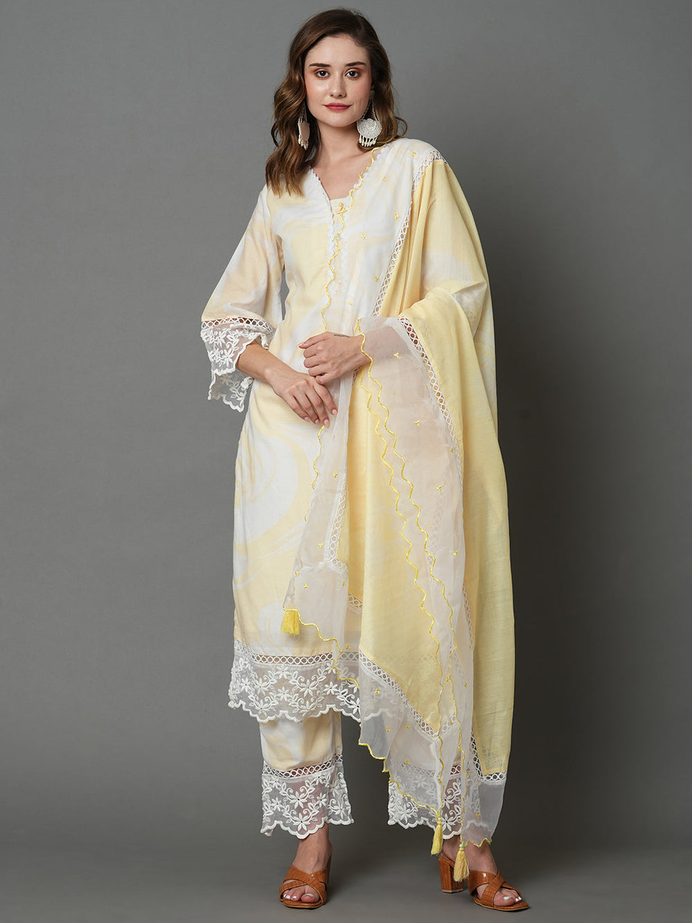 Yellow-Cotton-Printed-3-Piece-Kurta-Set