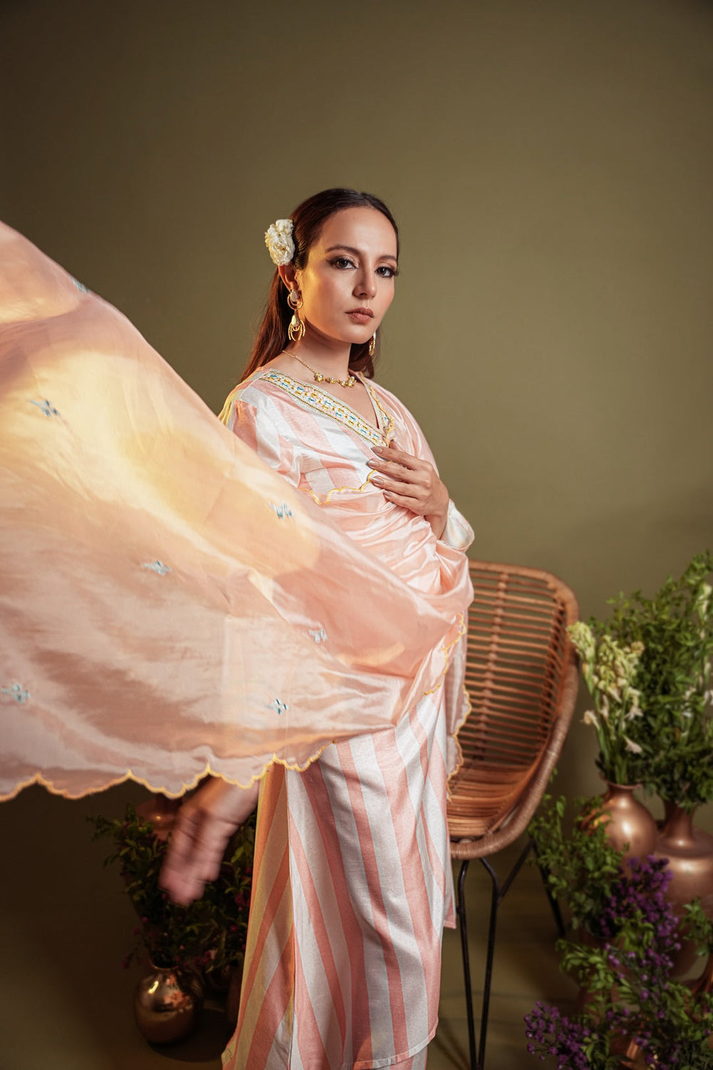 Peach-Silk-Blend-Stripe-Printed-3-Piece-Kurta-Set