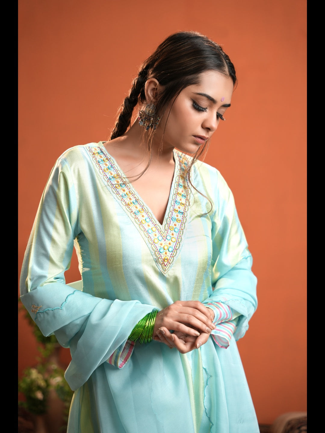 Green-Silk-Blend-Stripe-Printed-3-Piece-Kurta-Set