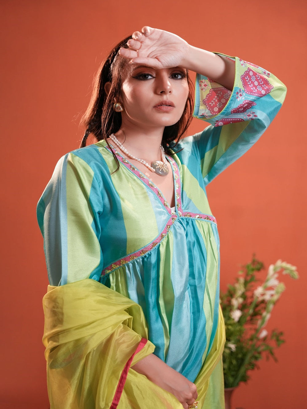Blue-&-Green-Silk-Blend-Printed-3-Piece-Kurta-Set