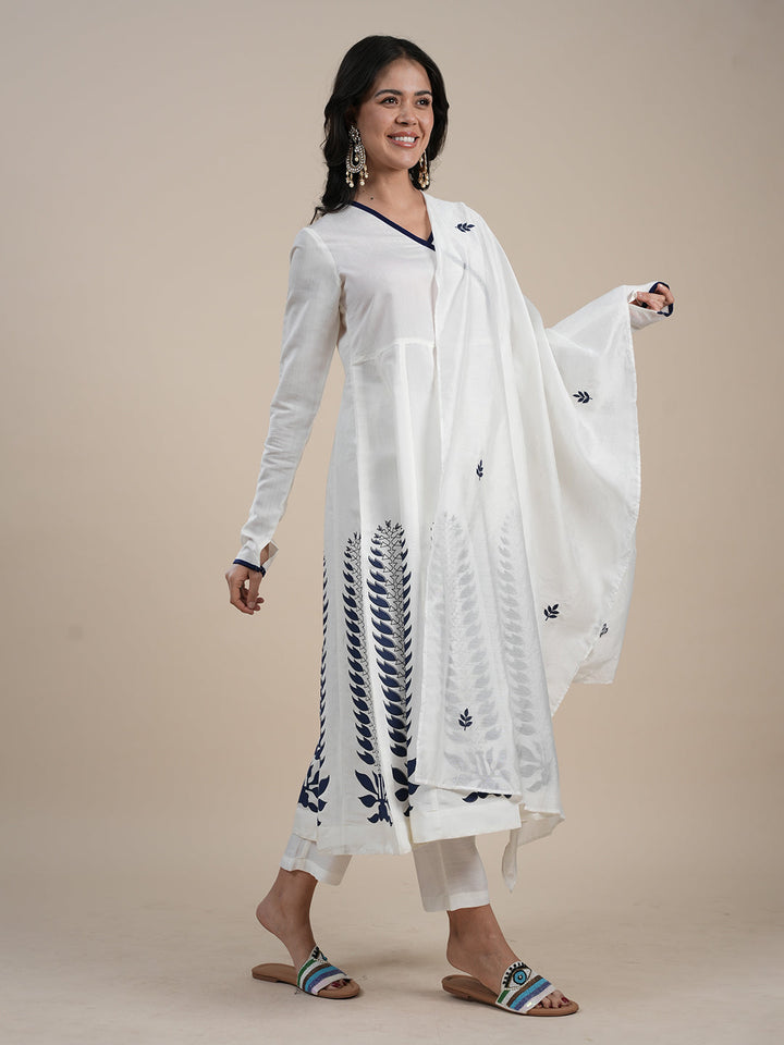 White-Silk-Blend-A-Line-Khari-Printed-3-Piece-Kurta-Set