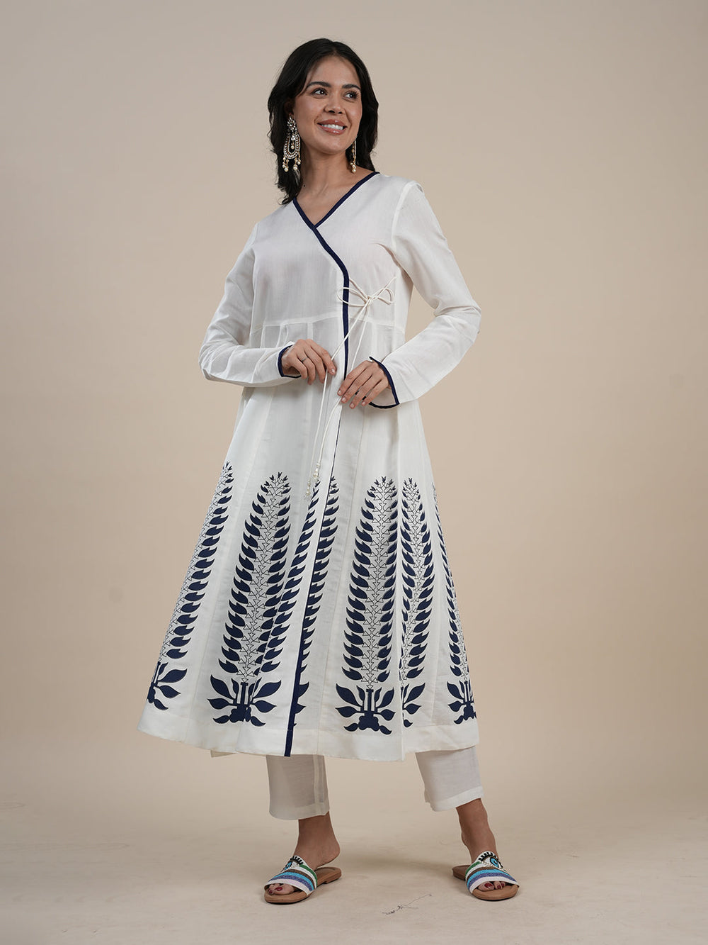 White-Silk-Blend-A-Line-Khari-Printed-3-Piece-Kurta-Set