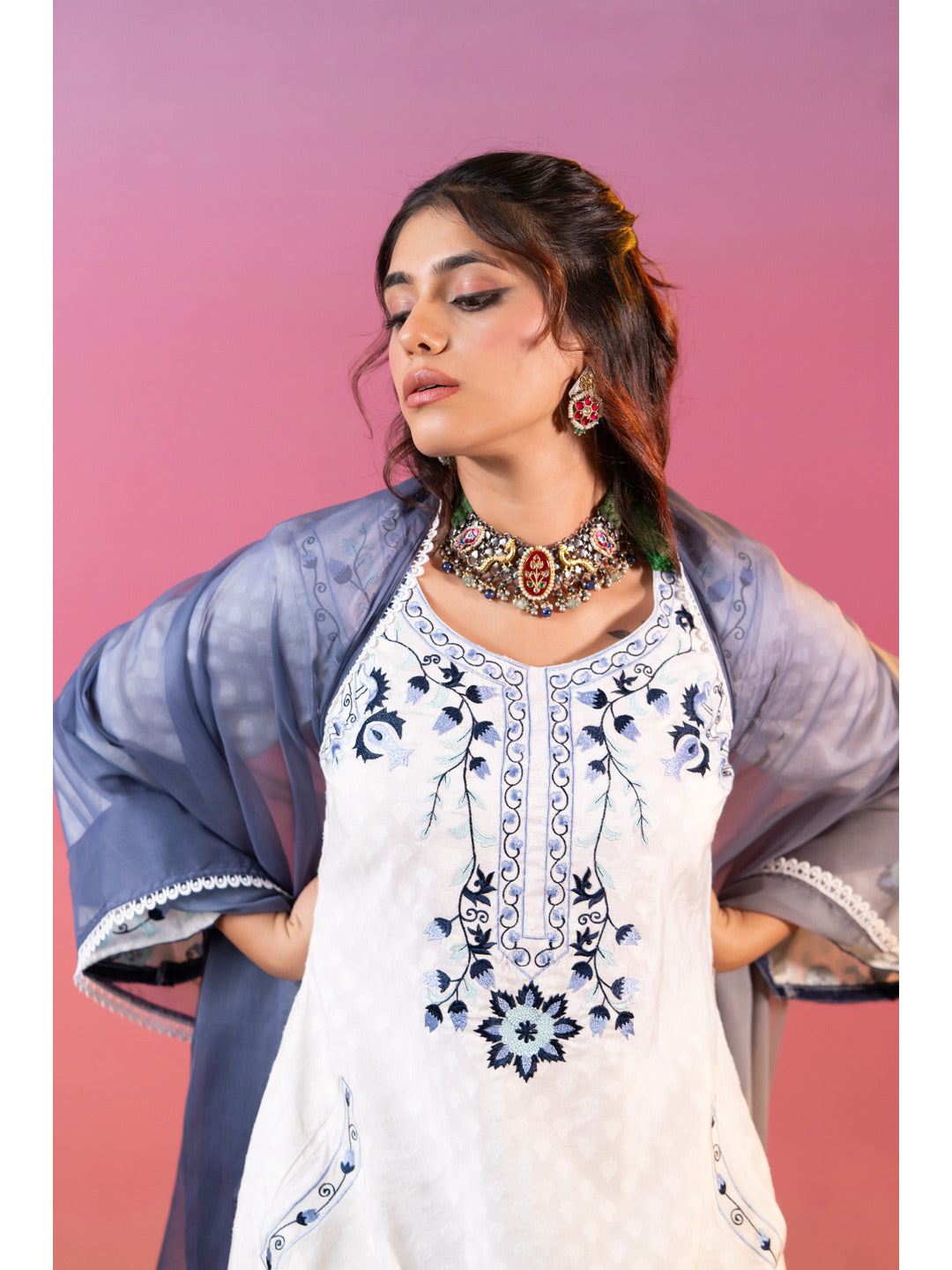 White-Cotton-Blend-Embroidered-3-Piece-Kurta-Set