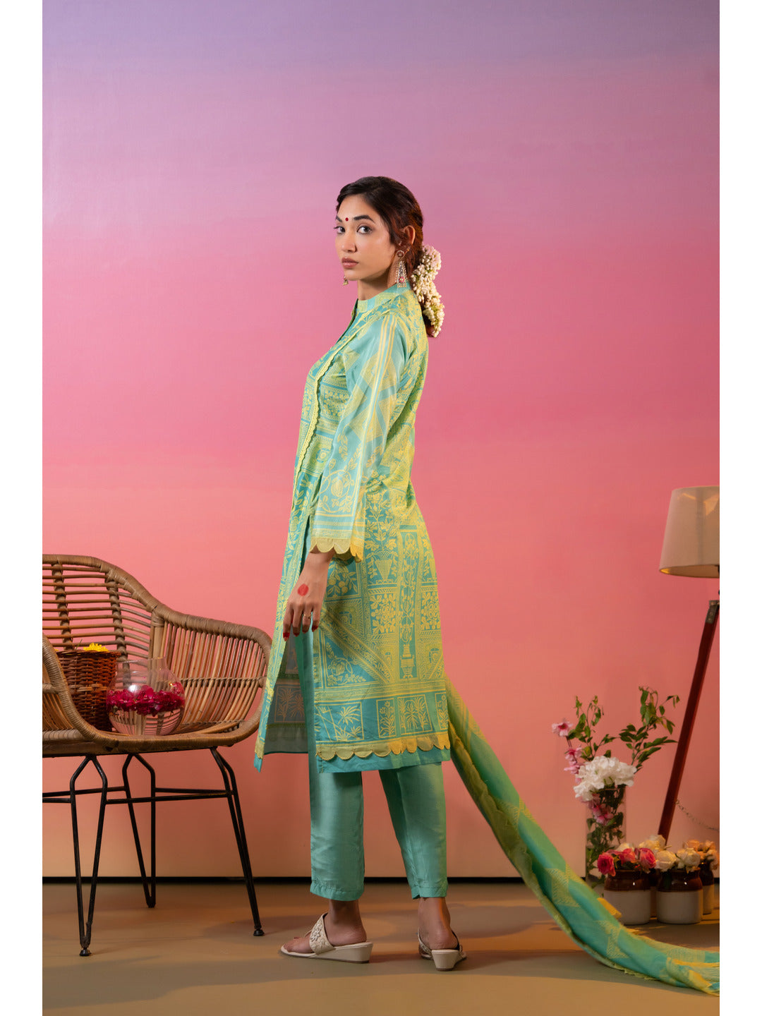 Green-Linen-Floral-Printed-3-Piece-Kurta-Set