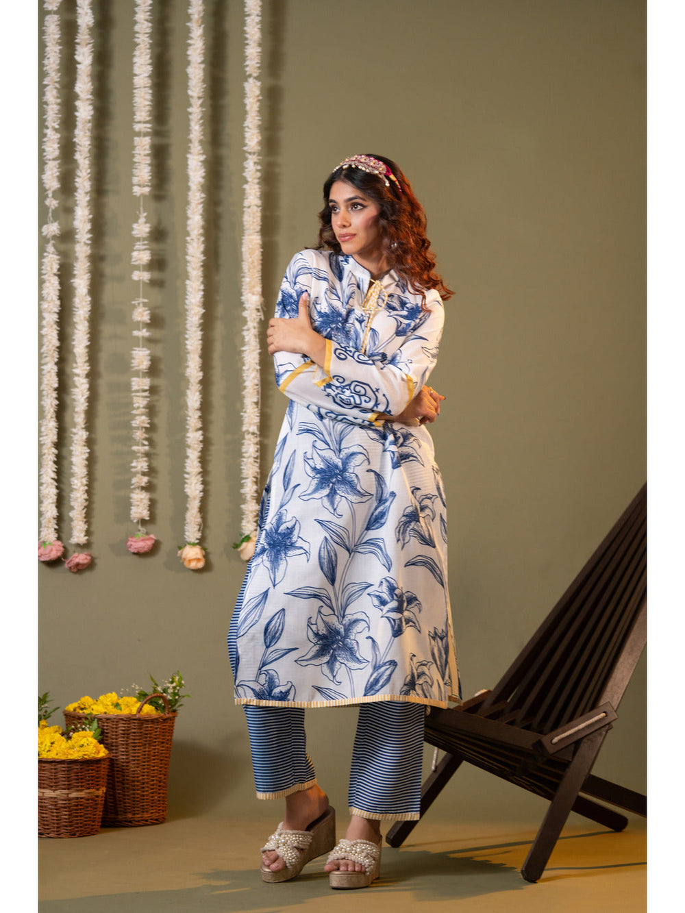 White-And-Blue-Cotton-Floral-Printed-3-Piece-Kurta-Set