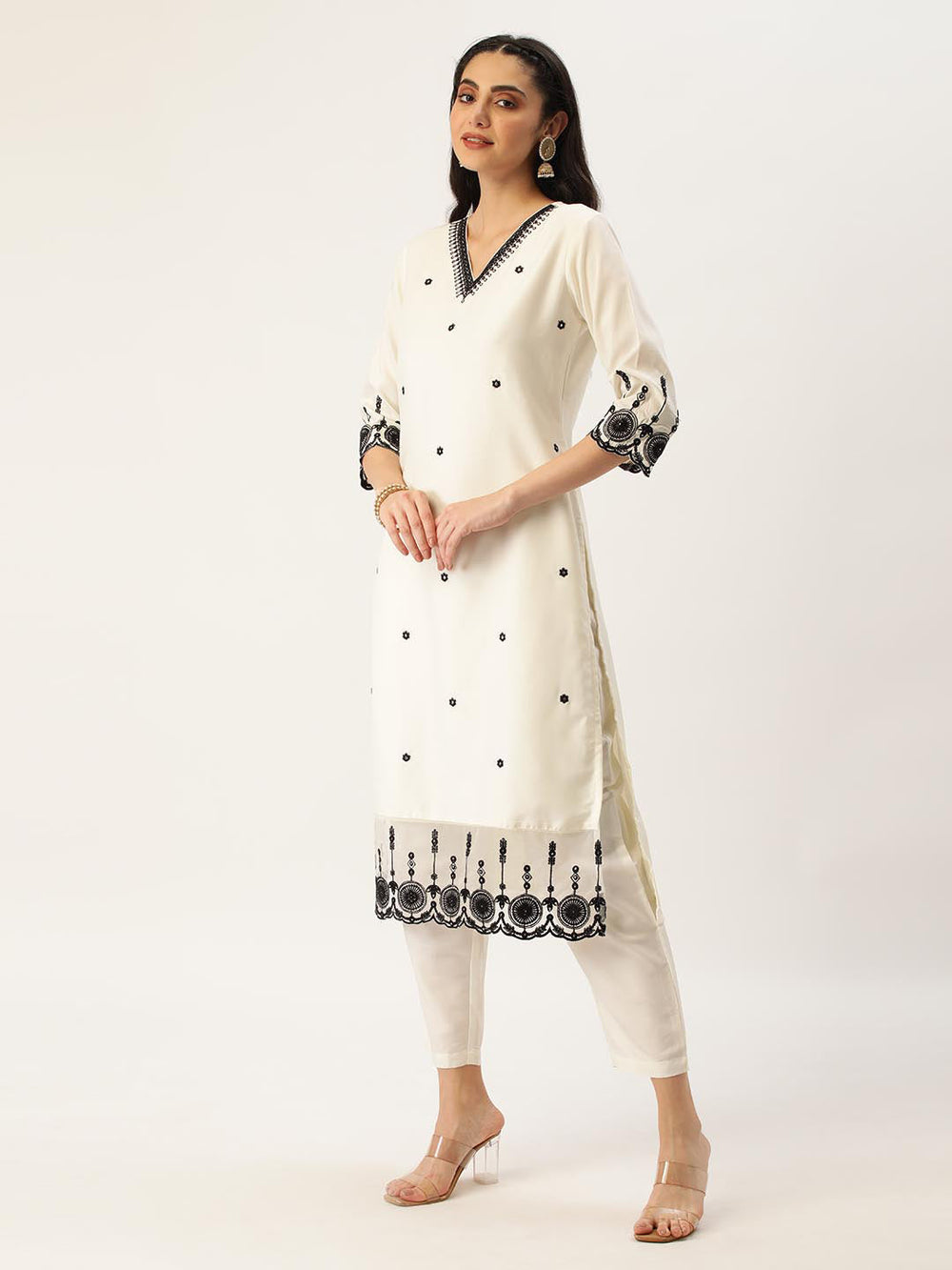 White-Cotton-Blend-Embroidered-3-Piece-Kurta-Set