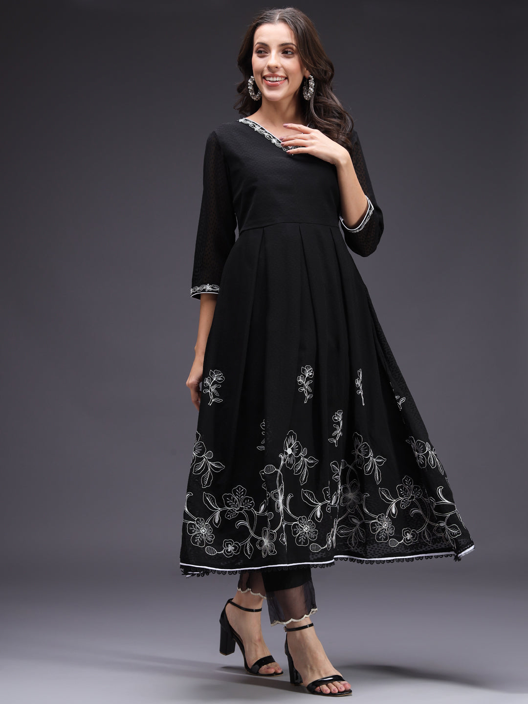 Black-Poly-Chiffon-Embroidered-3-Piece-Kurta-Set