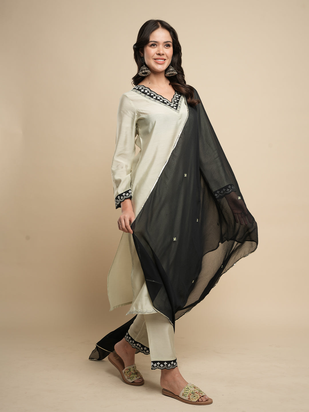 Beige-Silk-Blend-Embroidered-3-Piece-Kurta-Set