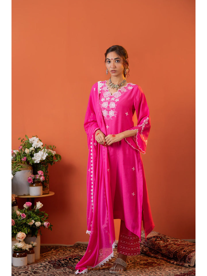 Pink-Silk-Embroidered-3-Piece-Kurta-Set