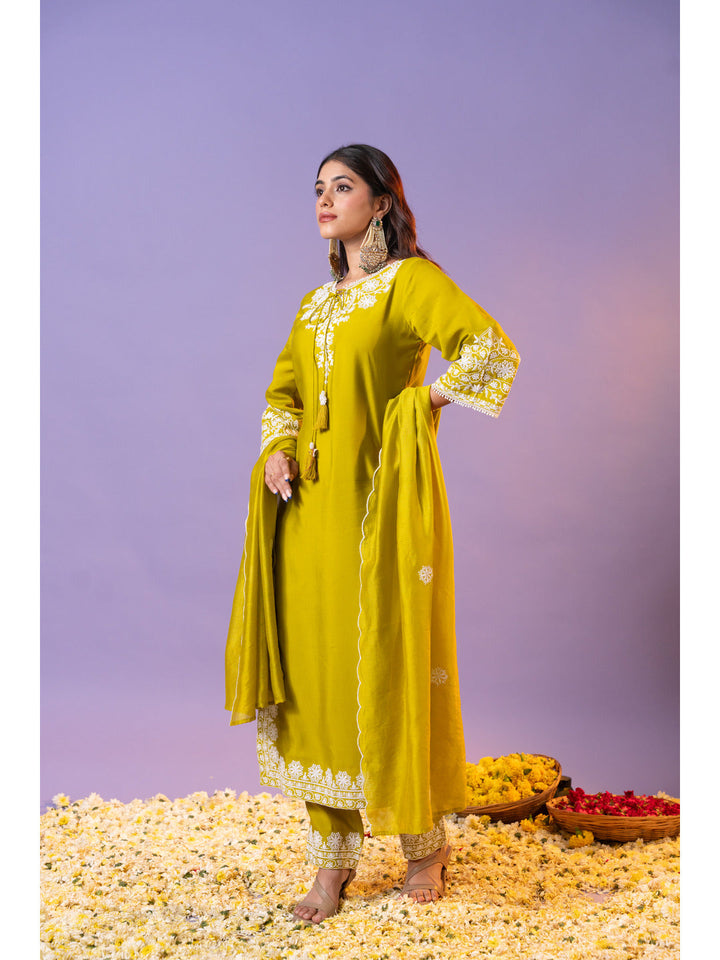 Green-Silk-Blended-Schiffli-Embroidered-3-Piece-Kurta-Set