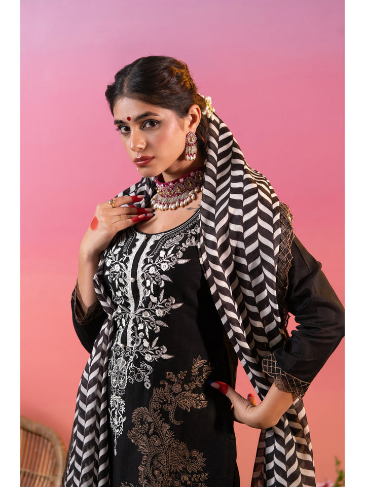 Black-Cotton-Embroidered-3-Piece-Kurta-Set