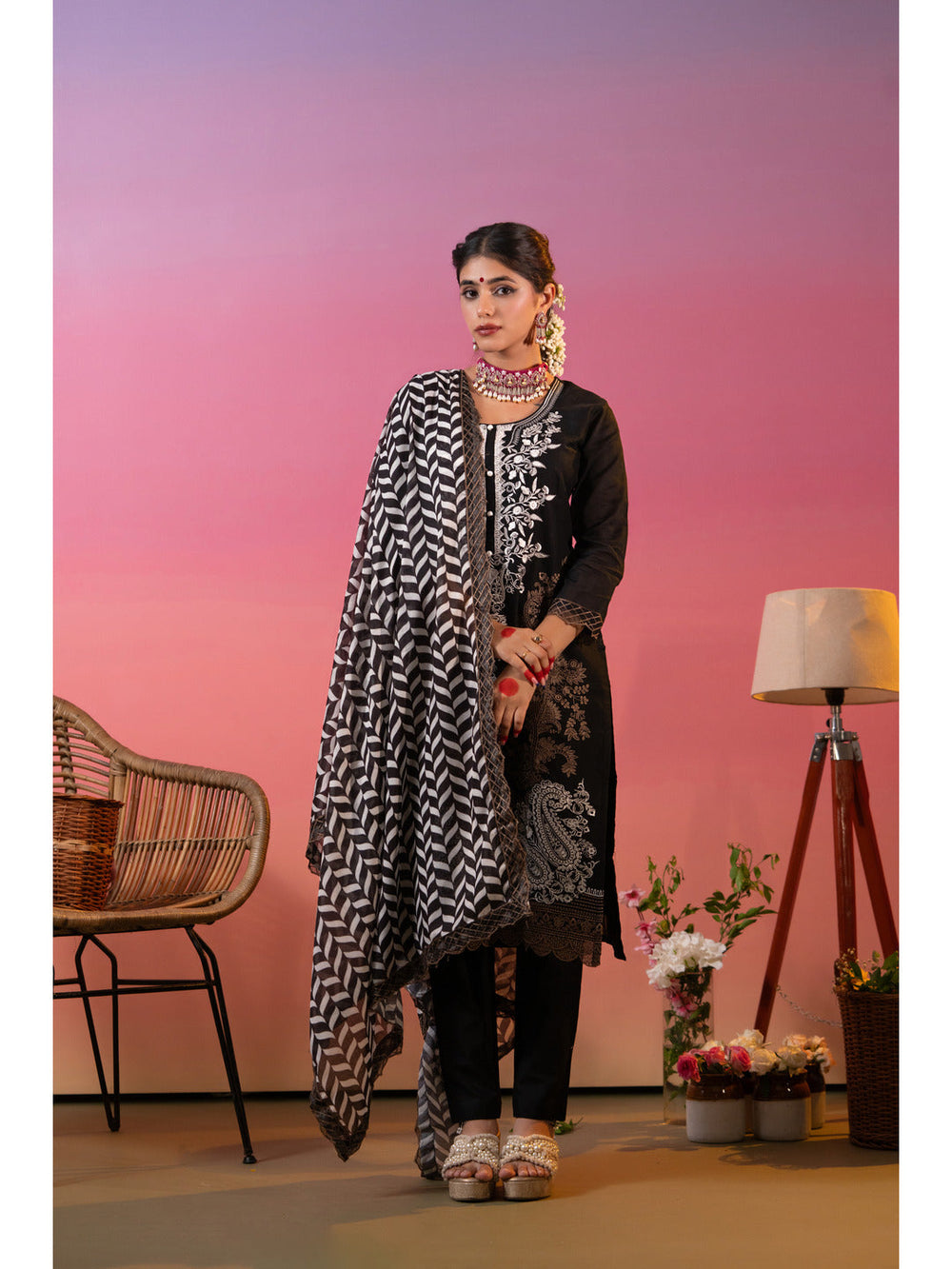 Black-Cotton-Embroidered-3-Piece-Kurta-Set