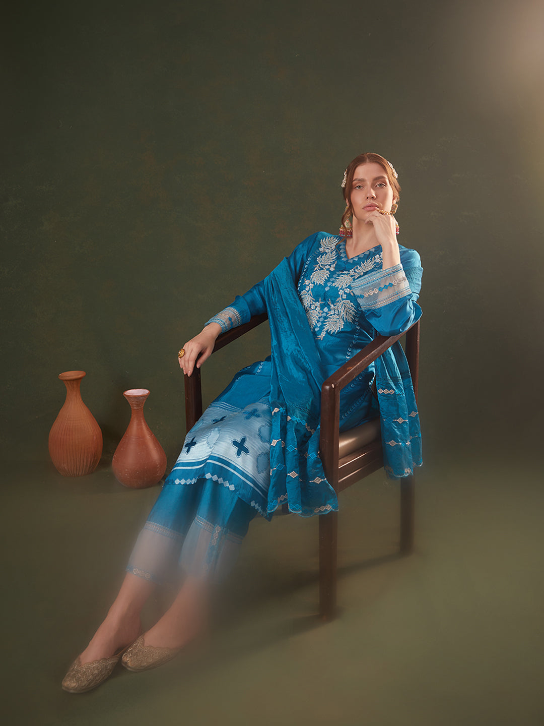 Blue-Silk-Blend-Jacquard-Floral-Embroidered-3-Piece-Kurta-Set