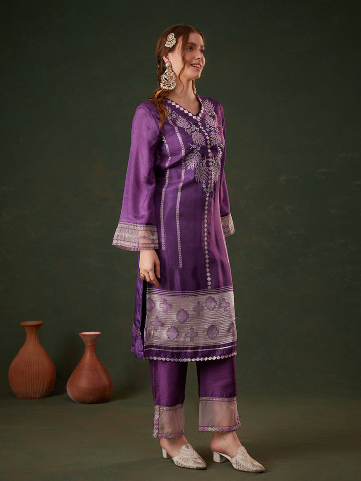 Purple-Silk-Blend-Jacquard-Floral-Embroidered-3-Piece-Kurta-Set
