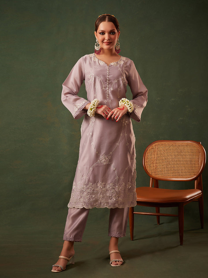 Lilac-Silk-Blend-Floral-Embroidered-3-Piece-Kurta-Set