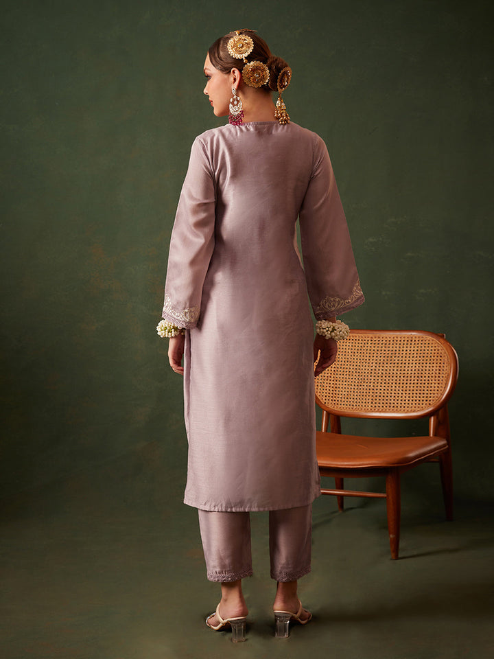 Lilac-Silk-Blend-Floral-Embroidered-3-Piece-Kurta-Set