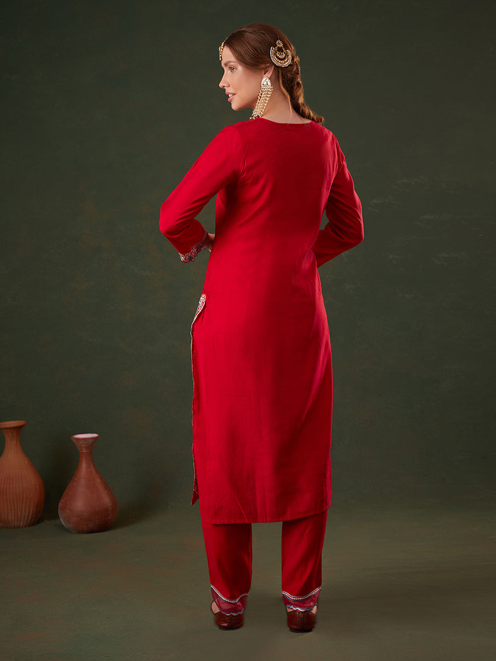Red-Silk-Blend-Floral-Embroidered-3-Piece-Kurta-Set
