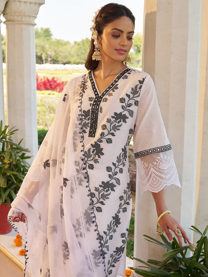 White-Cotton-Blend-Embroidered-3-Piece-Kurta-Set