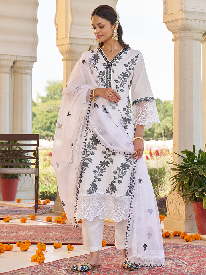White-Cotton-Blend-Embroidered-3-Piece-Kurta-Set