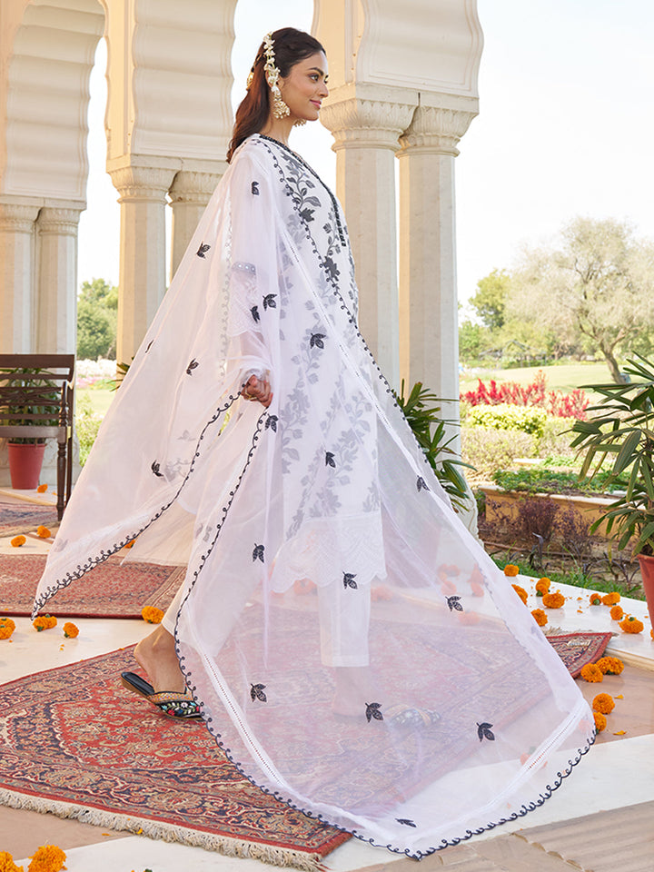 White-Cotton-Blend-Embroidered-3-Piece-Kurta-Set