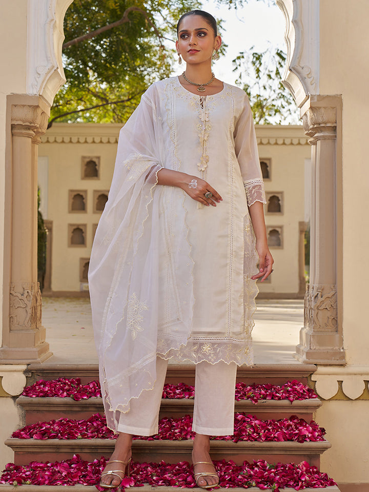 Cream-Organza-Embroidered-3-Piece-Kurta-Set