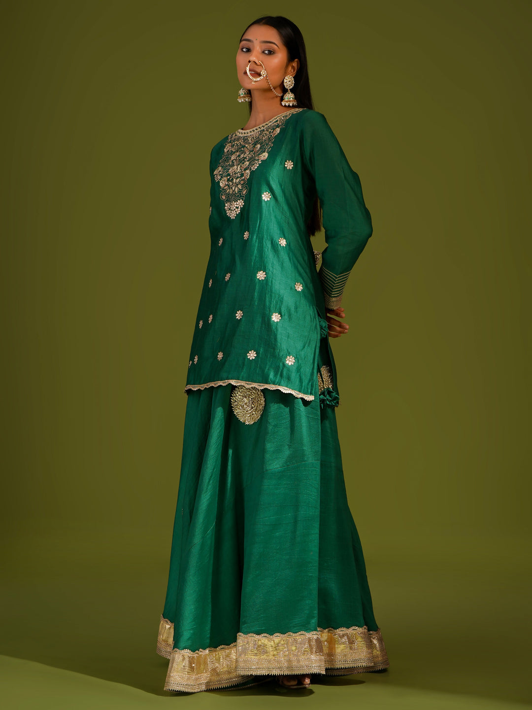 zeresouq-chanderi-short-kurti-with-skirt-set