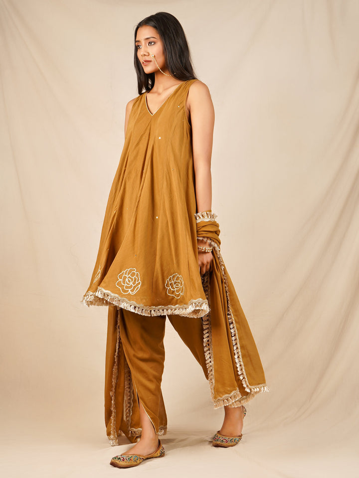 zeresouq-brown-kurta-with-tulip-pant-set