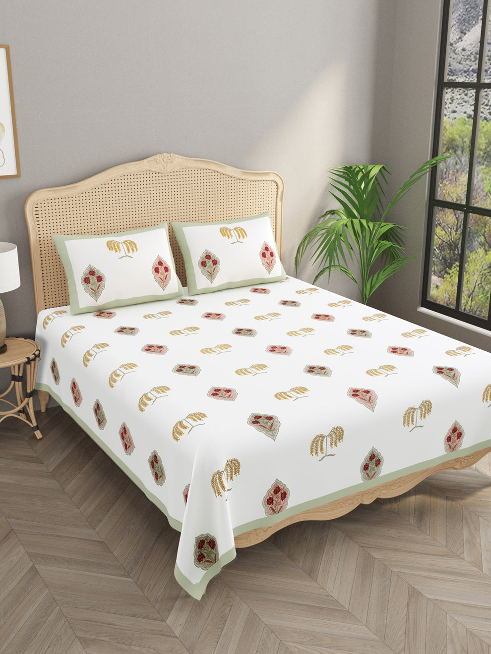 Cream-Cotton-Bedsheet-Set-Gift-Box-(Bedsheet-With-2-Pillow-Covers)