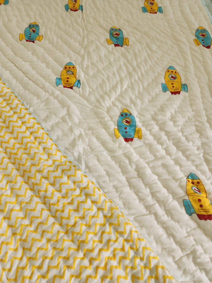 Cream-Mulmul-Handblock-Printed-Kids-Razai/-Quilt