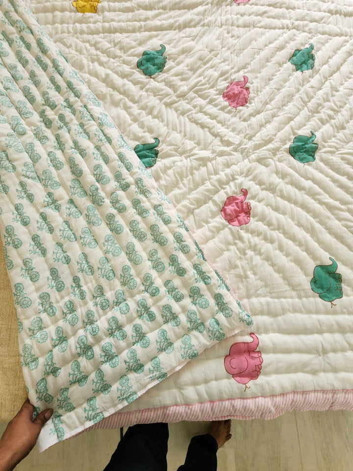 Cream-Mulmul-Handblock-Printed-Kids-Razai/-Quilt