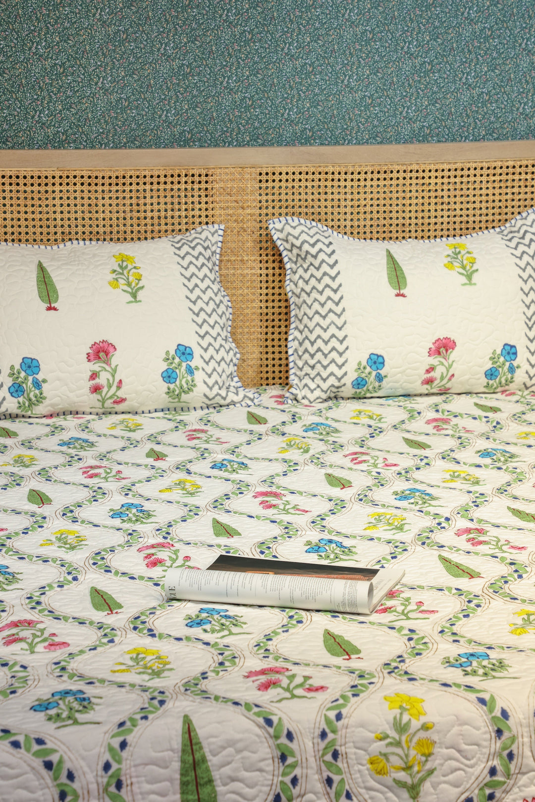 Multicolor-Handblock-Print-Bedcover-With-2-Pillow-Covers