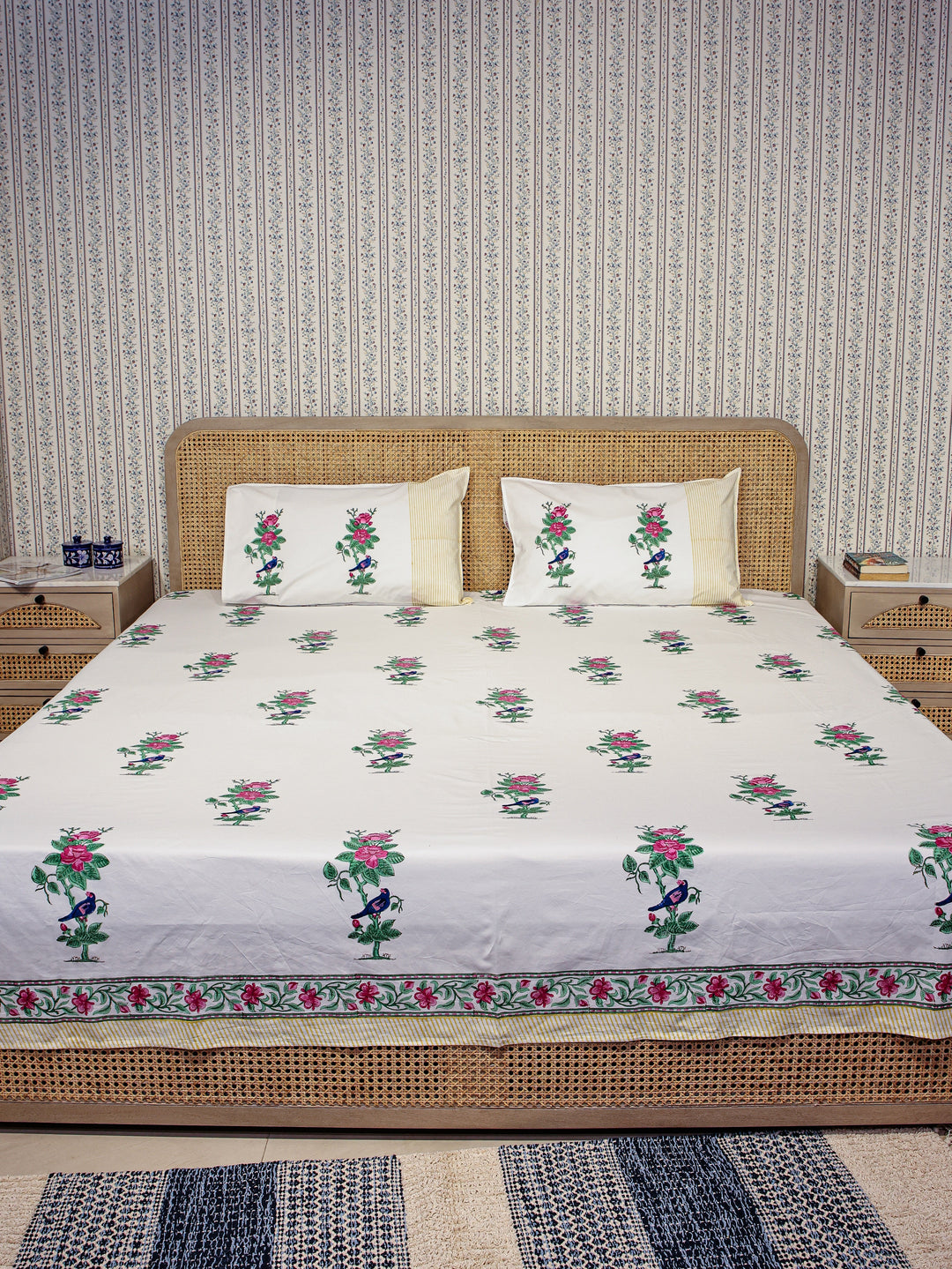 White-Cotton-Premium-Percale-Bedsheet-With-2-Pillow-Covers