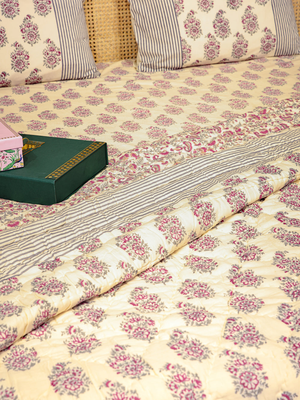 Peach-Cotton-Handblock-Printed-Jaipuri-Razai/Quilt